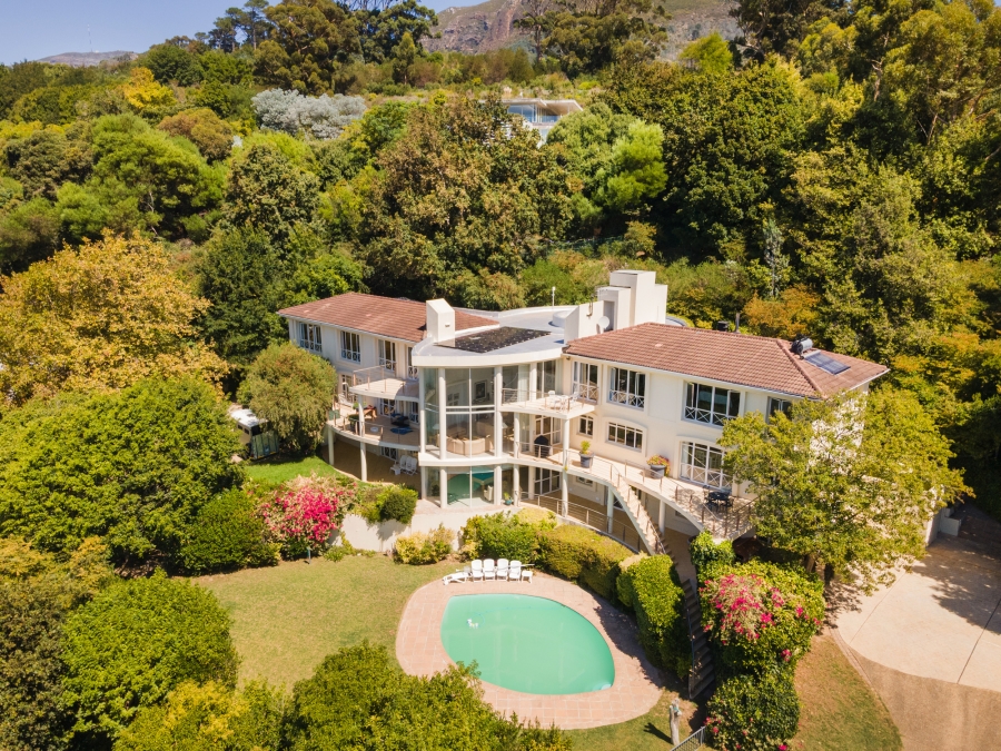 7 Bedroom Property for Sale in Constantia Western Cape